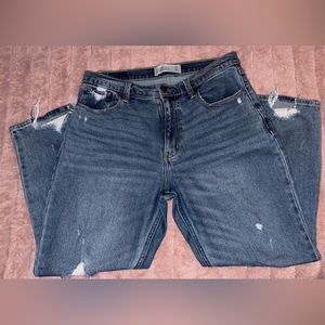 Abercrombie & Fitch A&F Mom Jean. Size 29/8. Gently used.